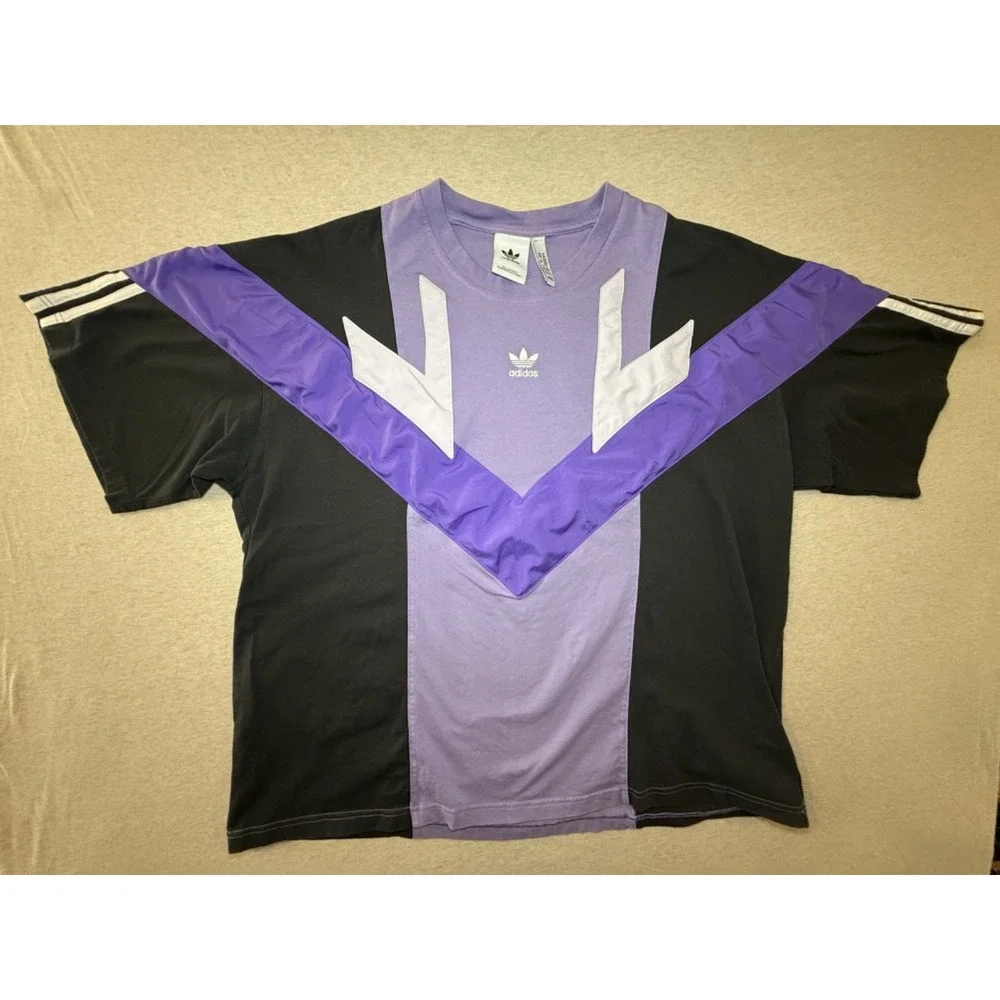 Adidas. size 2XL. Purple and Black retro style tshirt